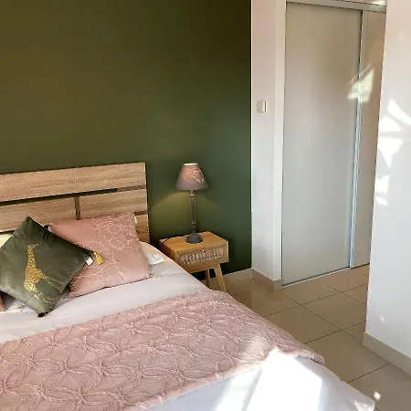 T2 Résidence élégante: Piscine, Parking, Proche Croisette * Cannes