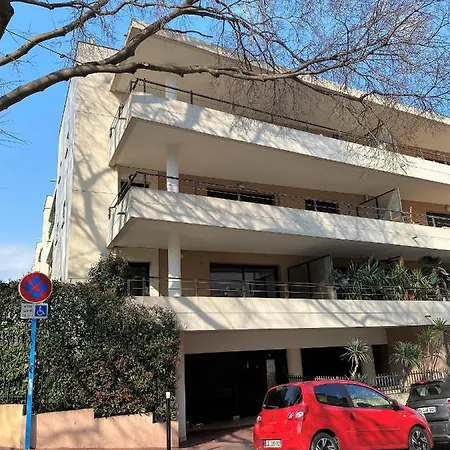 T2 Proche De La Gare, A 10 Minutes A Pieds De La Croisette, Piscine & Parking Dans De Standing דירה קאן