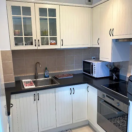 דירה T2 Proche De La Gare, A 10 Minutes A Pieds De La Croisette, Piscine & Parking Dans De Standing