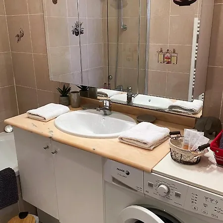 דירה T2 Proche De La Gare, A 10 Minutes A Pieds De La Croisette, Piscine & Parking Dans De Standing קאן