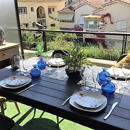 T2 Résidence élégante: Piscine, Parking, Proche Croisette *