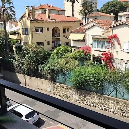 דירה T2 Proche De La Gare, A 10 Minutes A Pieds De La Croisette, Piscine & Parking Dans De Standing