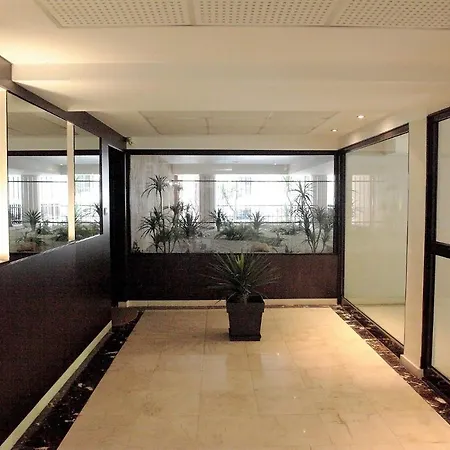 דירה T2 Proche De La Gare, A 10 Minutes A Pieds De La Croisette, Piscine & Parking Dans De Standing *